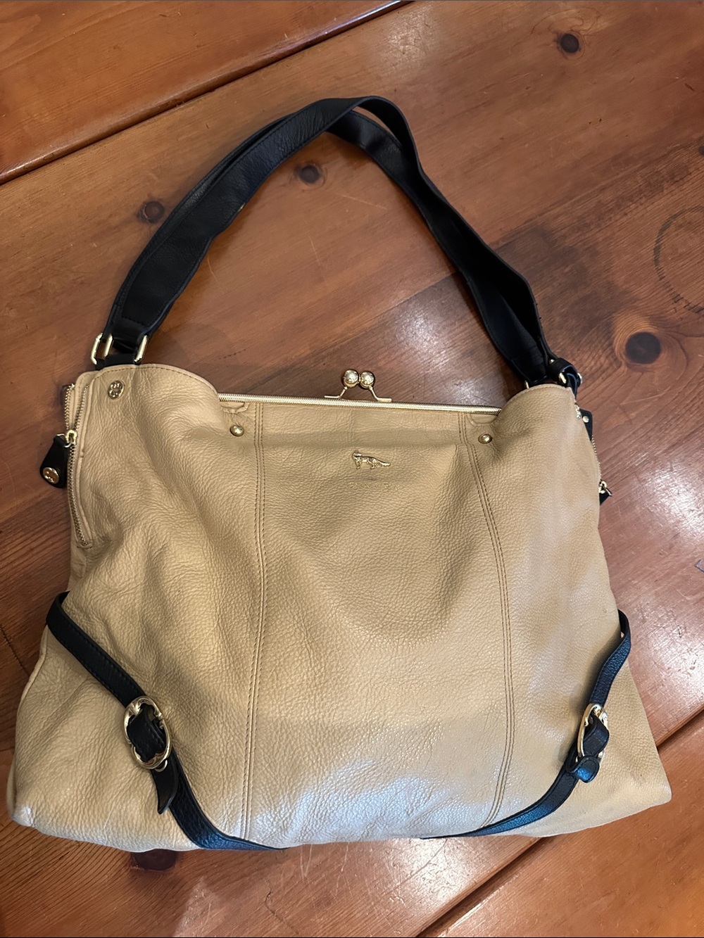 Emma Fox Large Kiss-lock Beige Pebbled Leather Shoulder Bag with Black accents
